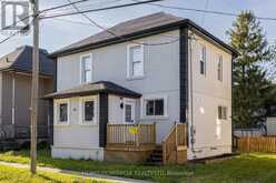 19 GILBERT STREET | Lansdowne Ontario | Slide Image Two