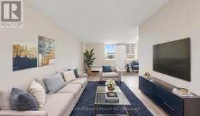 817 - 100 DUNDALK DRIVE | Toronto Ontario | Slide Image Five