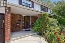 34 RUSTYWOOD DRIVE | Toronto Ontario | Slide Image Five