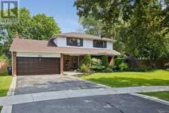 34 RUSTYWOOD DRIVE | Toronto Ontario | Slide Image Three