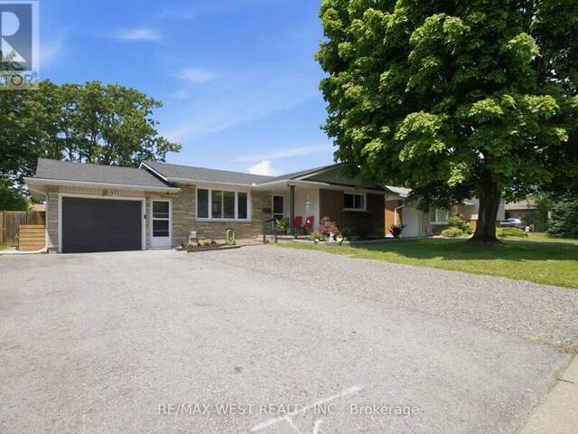 453 LEONARD AVENUE Welland Ontario, L3C 3A2 - 4 Bedrooms Home For Sale
