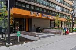 1611 - 127 BROADWAY AVENUE | Toronto Ontario | Slide Image Nineteen