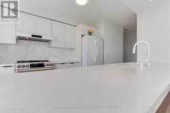 905 - 50 DISERA DRIVE | Vaughan Ontario | Slide Image Nine
