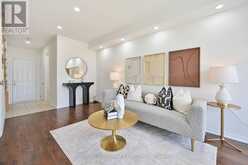 5277 MAJOR MACKENZIE DRIVE E | Markham Ontario | Slide Image Four