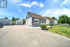 19 PLEASANTVIEW AVENUE | Brampton Ontario | Slide Image Five