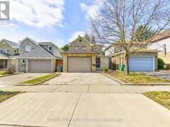 5 ROEHAMPTON CRESCENT Brampton Ontario, L6Y 2R3