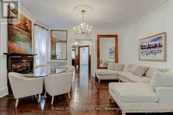 379 HURON STREET | Toronto Ontario | Slide Image Nine