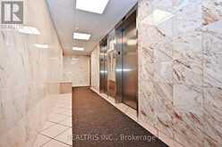807 - 2323 CONFEDERATION PARKWAY | Mississauga Ontario | Slide Image Eight