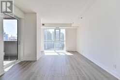 3506 - 318 RICHMOND STREET W | Toronto Ontario | Slide Image Three