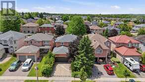 28 HAWKINS DRIVE | Barrie Ontario | Slide Image One