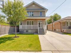 3 GAIR DRIVE Toronto Ontario, M8W 4P2