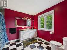 180 ALLISON'S POINT ROAD | Huntsville Ontario | Slide Image Thirty-one