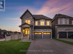 122 MCKENZIE WAY Bradford West Gwillimbury Ontario, L3Z 4J4