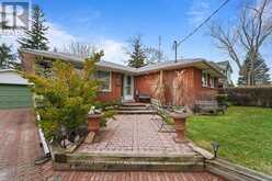 2470 MEADOWOOD CRESCENT | Oakville Ontario | Slide Image Four