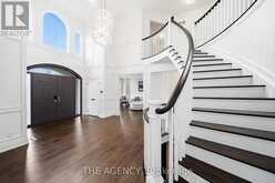 147 MACTAGGART DRIVE | Nobleton Ontario | Slide Image Four