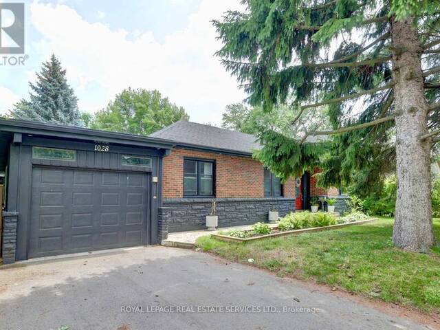 1028 CEDAR AVENUE Burlington Ontario, L7T 2S1 - 4 Bedrooms Home For Sale