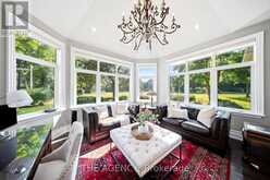 1098 LAKESHORE ROAD W | Oakville Ontario | Slide Image Nineteen