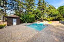 1098 LAKESHORE ROAD W | Oakville Ontario | Slide Image Forty