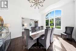 1098 LAKESHORE ROAD W | Oakville Ontario | Slide Image Seven