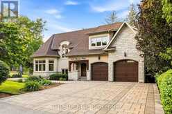 1098 LAKESHORE ROAD W | Oakville Ontario | Slide Image Four
