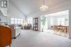 195 SILVERBIRCH BOULEVARD | Hamilton Ontario | Slide Image Five