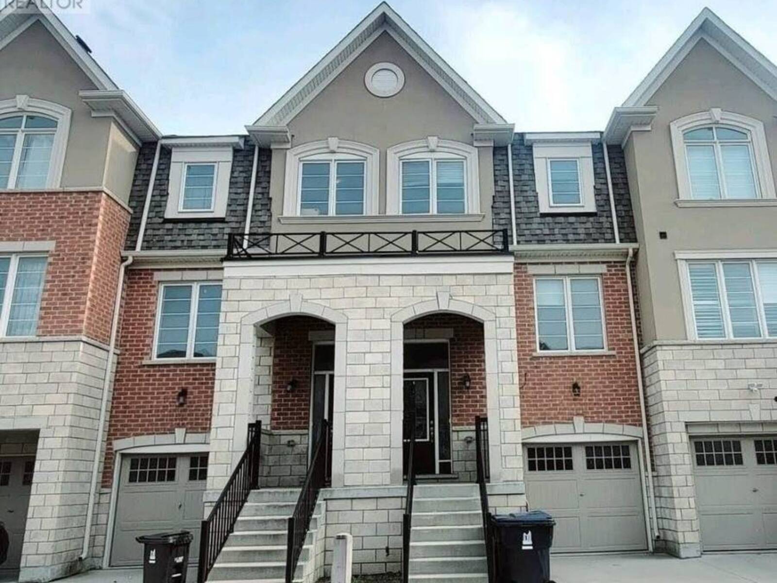 5 FUSILIER DRIVE, Toronto, Ontario M1L 0J4
