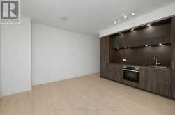 525 - 15 MERCER STREET | Toronto Ontario | Slide Image Eight