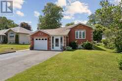 64 SMALLMAN DRIVE | Wasaga Beach Ontario | Slide Image Two