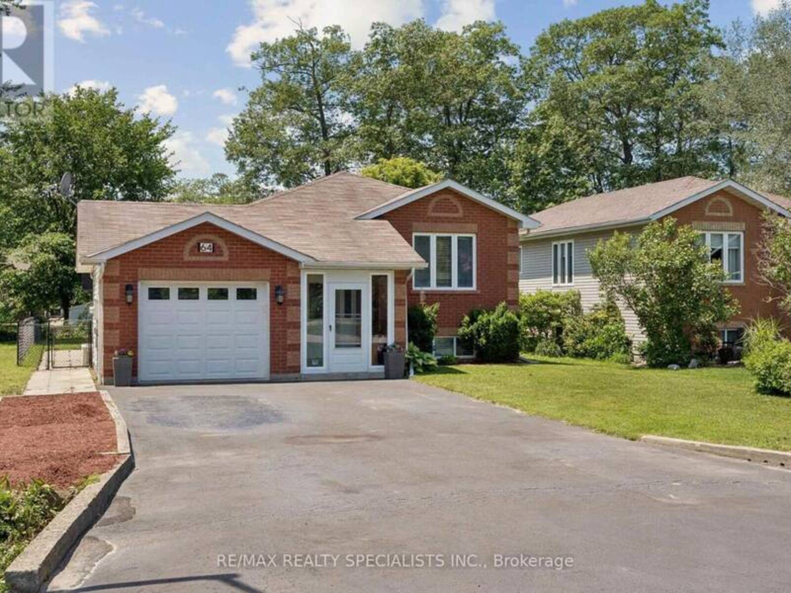 64 SMALLMAN DRIVE, Wasaga Beach, Ontario L9Z 1L1