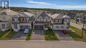 4 PERIWINKLE ROAD | Midhurst Ontario | Slide Image One