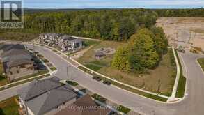 4 PERIWINKLE ROAD | Midhurst Ontario | Slide Image Thirty-two