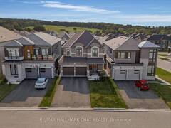 4 PERIWINKLE ROAD Midhurst Ontario, L9X 2E2