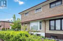 102 ELNATHAN CRESCENT | Toronto Ontario | Slide Image Three