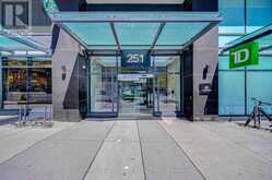 4307 - 251 JARVIS STREET | Toronto Ontario | Slide Image Three