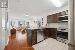 707 - 335 RATHBURN ROAD W | Mississauga Ontario | Slide Image Two
