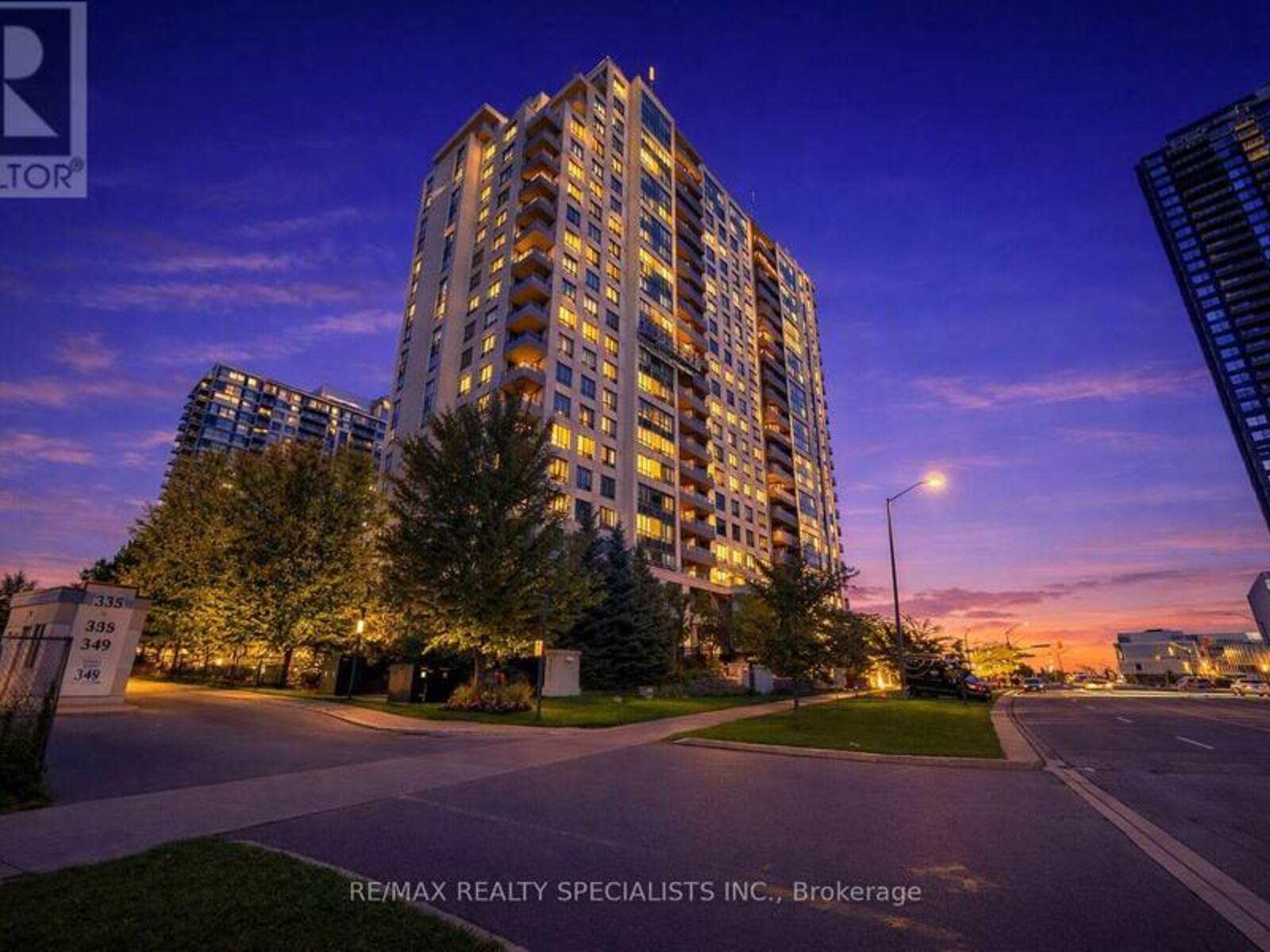 707 - 335 RATHBURN ROAD W, Mississauga, Ontario L5B 0C8
