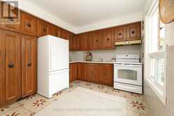 259 WOLVERLEIGH BOULEVARD | Toronto Ontario | Slide Image Thirteen