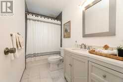 259 WOLVERLEIGH BOULEVARD | Toronto Ontario | Slide Image Seventeen