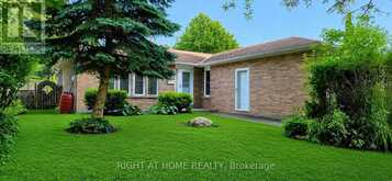 941 VICTORIA STREET | Midland Ontario | Slide Image Five