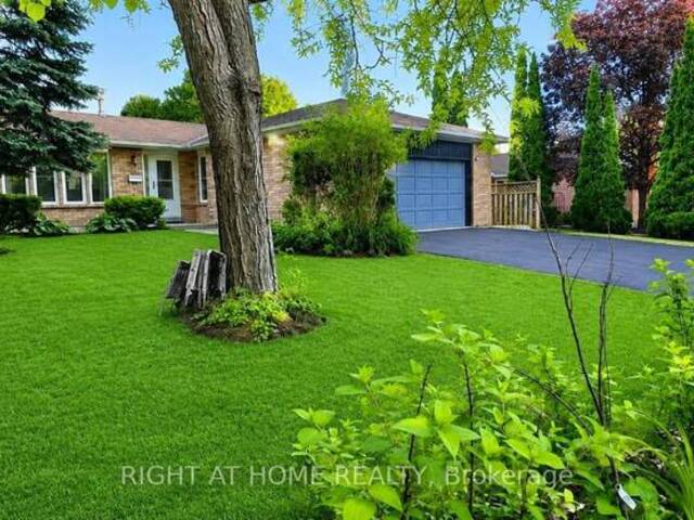 941 VICTORIA STREET Midland Ontario, L4R 1B7 - Multi-family Home For Sale