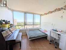 1510 - 275 BAMBURGH CIRCLE | Toronto Ontario | Slide Image Four