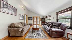 6466 OLD HOMESTEAD ROAD | Georgina Ontario | Slide Image Three