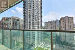 2005 - 208 ENFIELD PLACE | Mississauga Ontario | Slide Image Eighteen