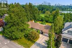 55 BYWOOD DRIVE | Toronto Ontario | Slide Image Nine