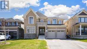 4 SANDHILL CRESCENT | New Tecumseth Ontario | Slide Image Two