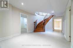 24 MURRAY AVENUE | Toronto Ontario | Slide Image Twenty-eight