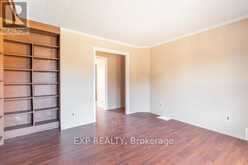 99 SANFORD AVENUE N | Hamilton Ontario | Slide Image Sixteen