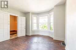 99 SANFORD AVENUE N | Hamilton Ontario | Slide Image Four