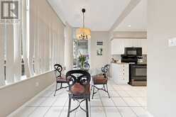 110 - 11 TOWNSGATE DRIVE | Vaughan Ontario | Slide Image Eighteen