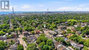 204 HIGHFIELD ROAD | Toronto Ontario | Slide Image Fifteen